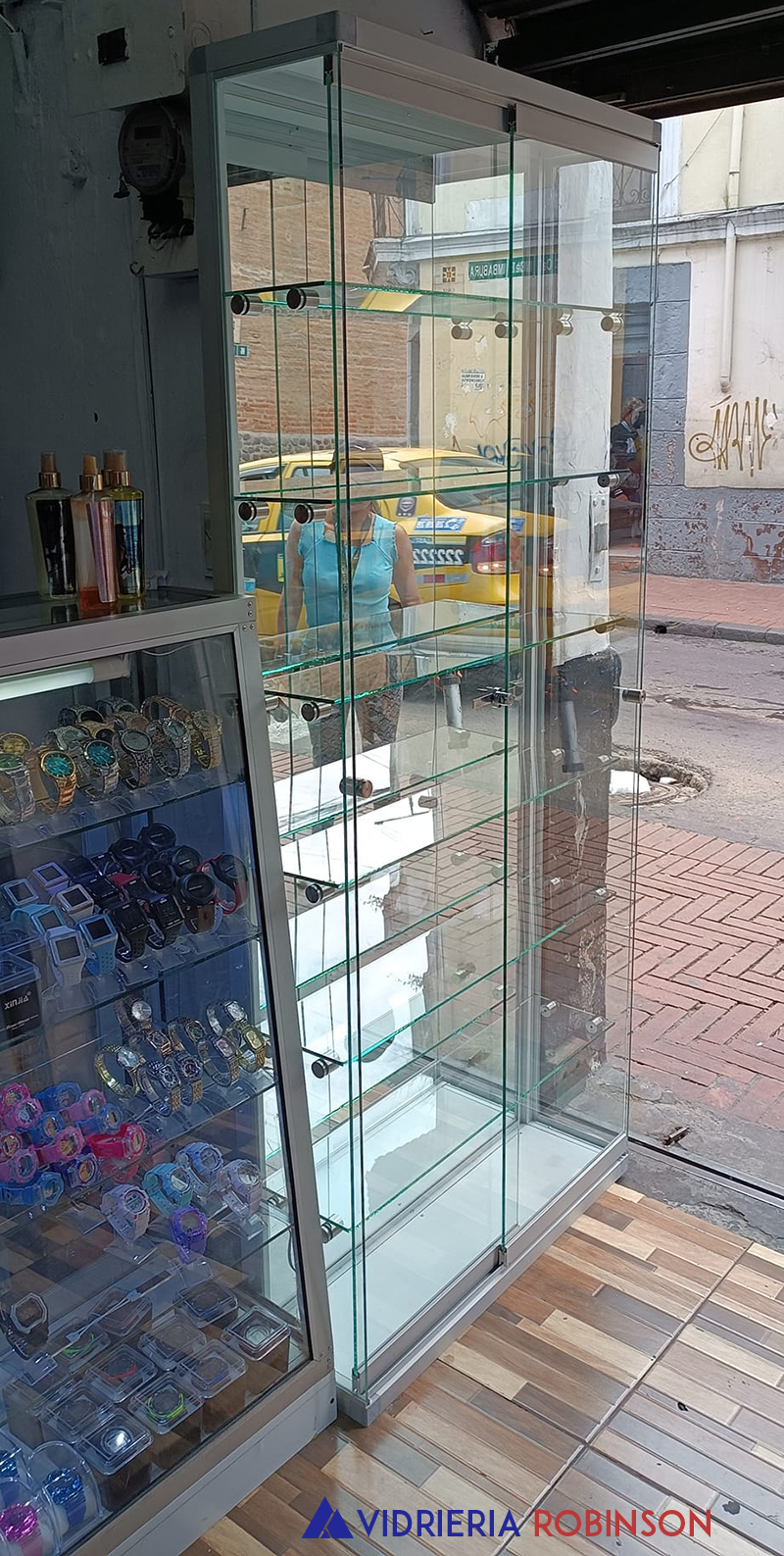 vitrinas de aluminio para pared